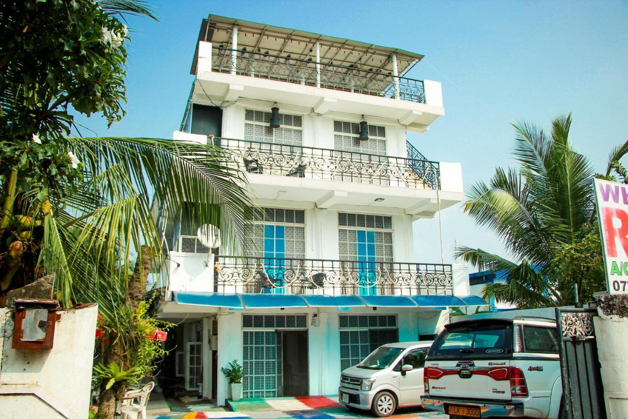 White House Apartment Wattala Exterior photo