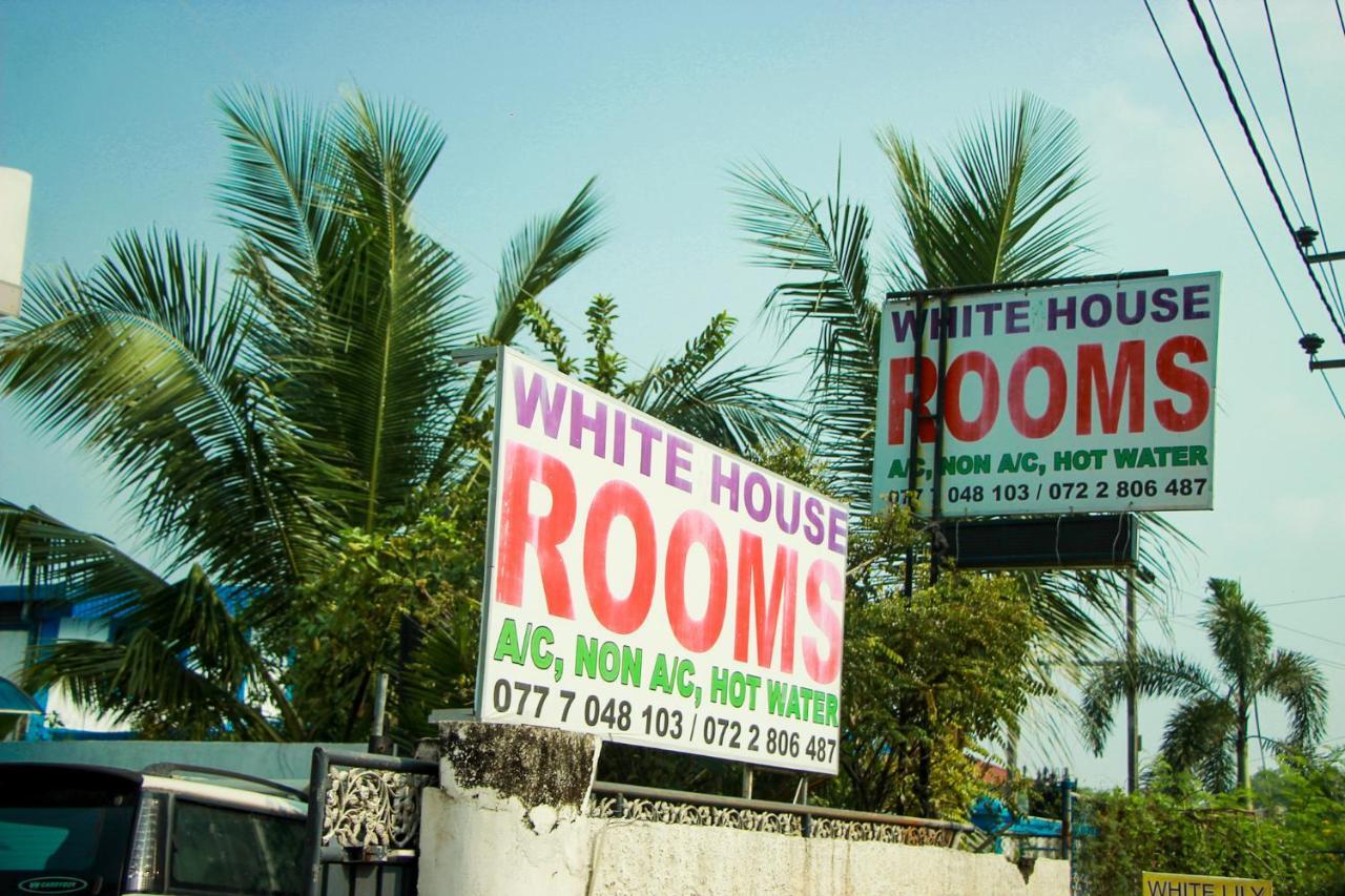 White House Apartment Wattala Exterior photo